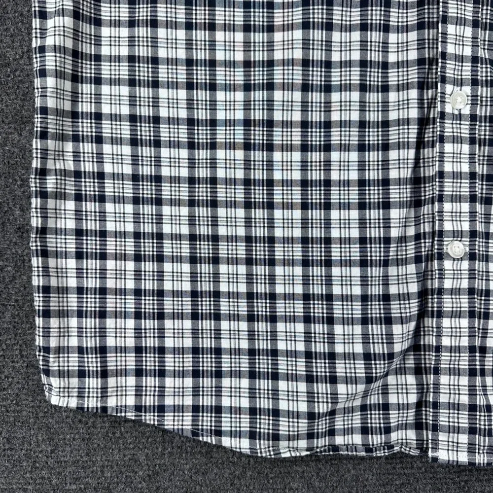 Banana Republic Button Down Shirt Mens L Large Navy White Plaid Untucked Fit